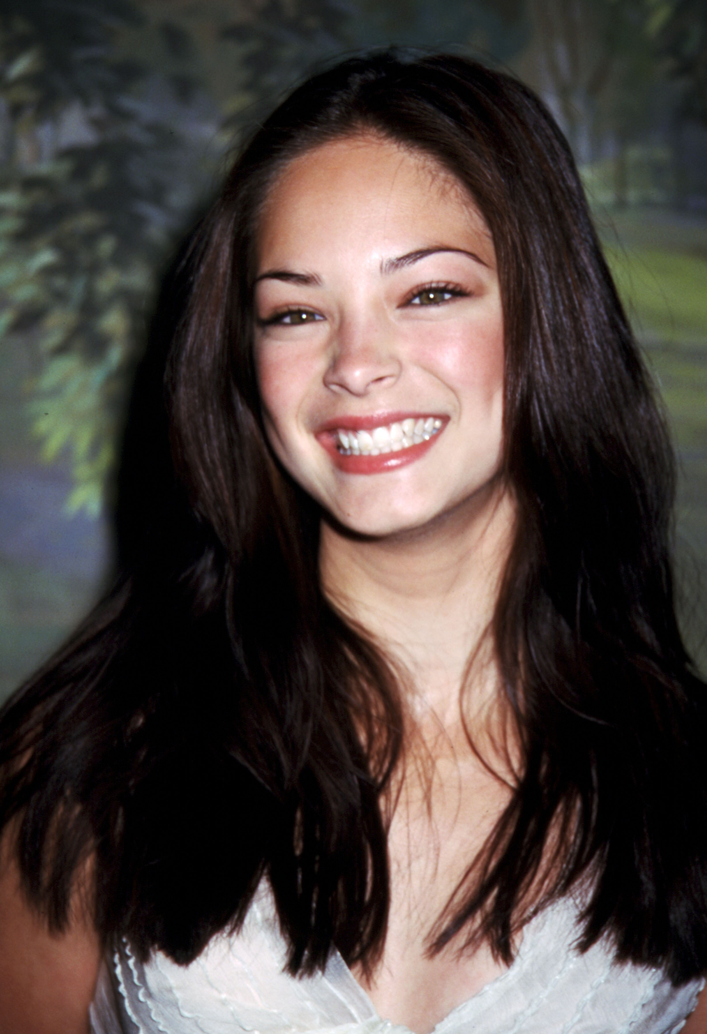 Kristin-Kreuk-011.jpg